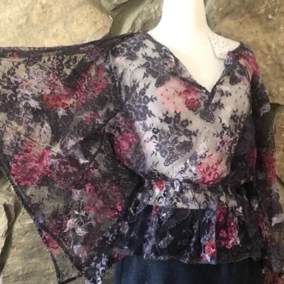 NWOT Free People Lace Batwing Sleeve Peplum Blouse, Size S - Picture 2 of 7